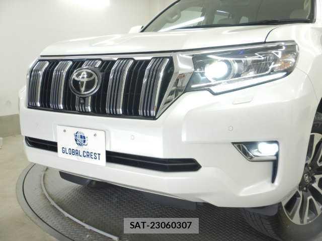Toyota LAND CRUISER PRADO 2023-11 7810878-14