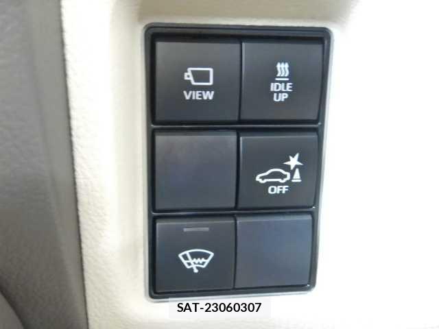Toyota LAND CRUISER PRADO 2023-11 7810878-9