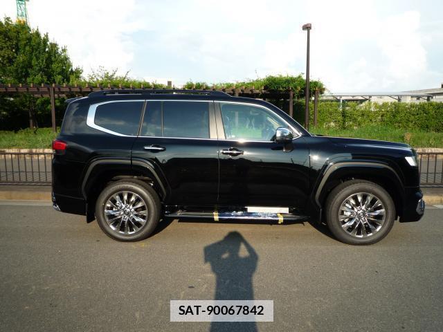 Toyota LAND CRUISER 2025-05 7794805-3