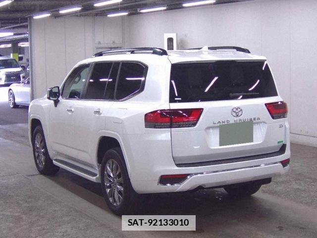 Toyota LAND CRUISER 2024-11 7795047-1