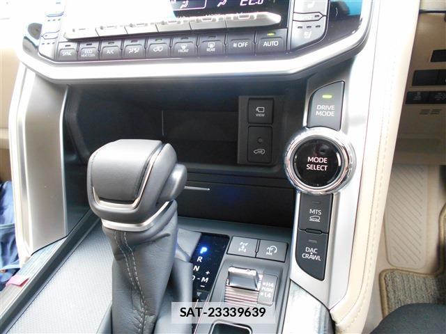 Toyota LAND CRUISER 2026-05 7795440-14