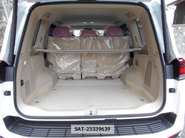 Toyota LAND CRUISER 2026-05 7795440-6