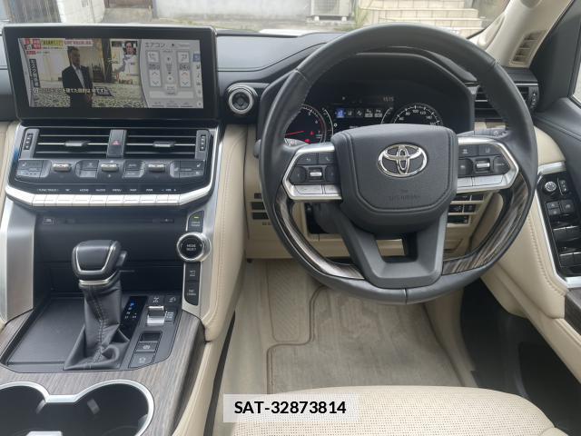 Toyota LAND CRUISER 2024-02 7797774-13