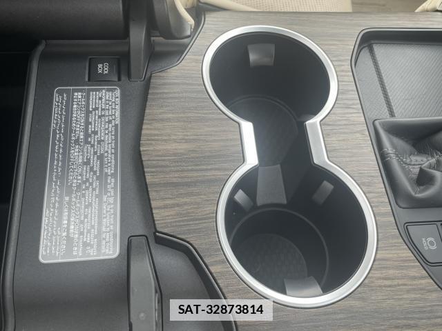 Toyota LAND CRUISER 2024-02 7797774-16