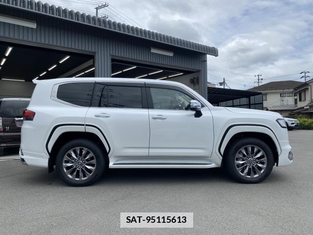 Toyota LAND CRUISER 2025-09 7802142-12
