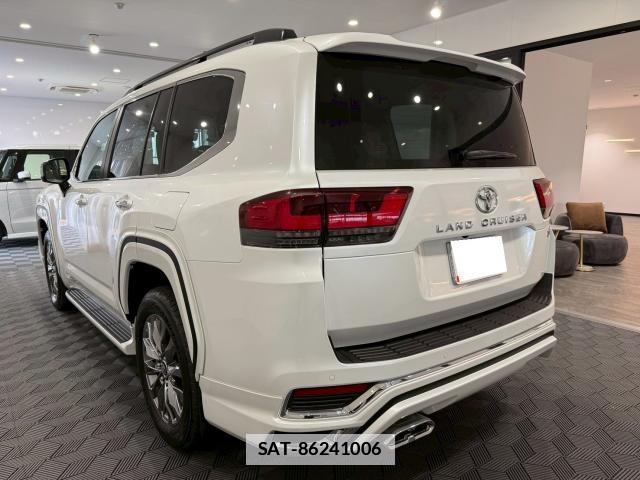 Toyota LAND CRUISER 2025-06 7804416-13