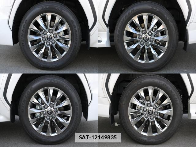Toyota LAND CRUISER 2024-02 7805818-8