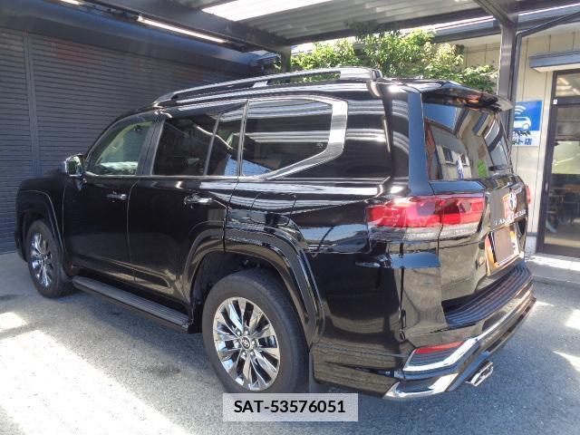 Toyota LAND CRUISER 2023-06 7810287-1