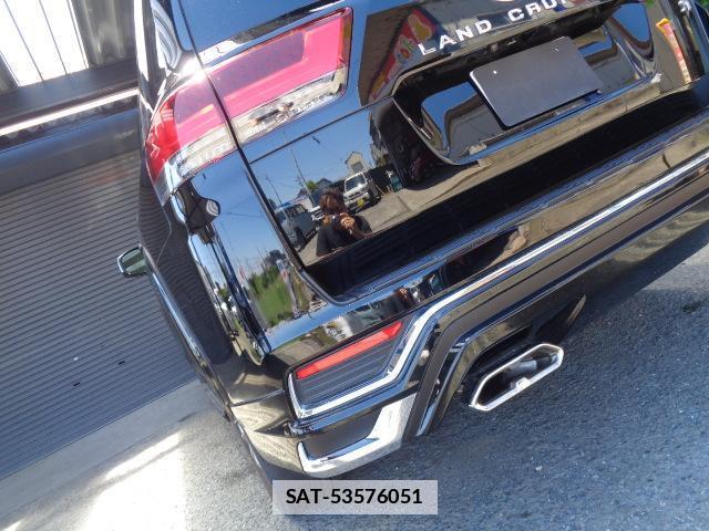 Toyota LAND CRUISER 2023-06 7810287-14