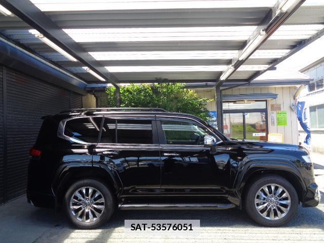 Toyota LAND CRUISER 2023-06 7810287-16