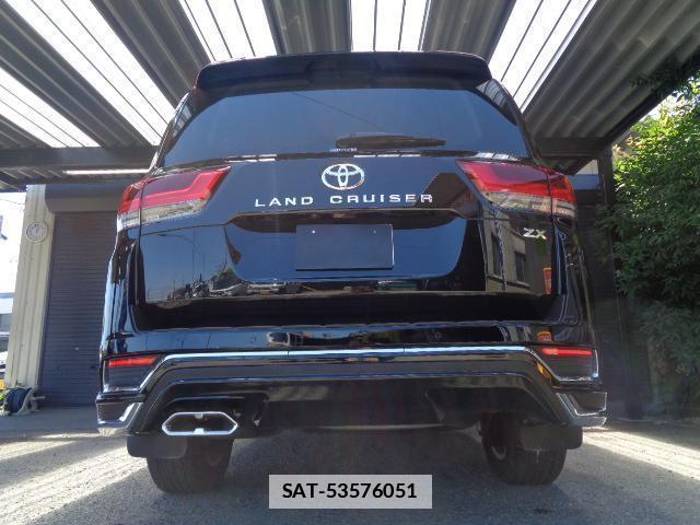 Toyota LAND CRUISER 2023-06 7810287-4