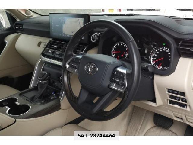 Toyota LAND CRUISER 2023-05 7810475-4