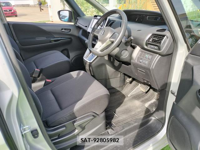 Suzuki LANDY 2017-12 7802356-13