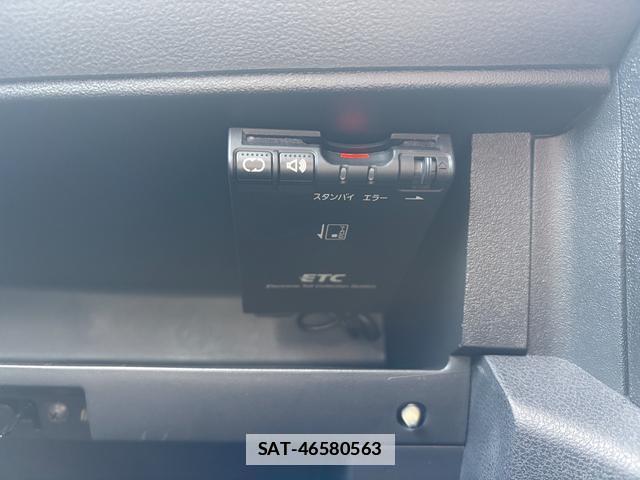 Nissan LATIO 2015-04 7801676-5