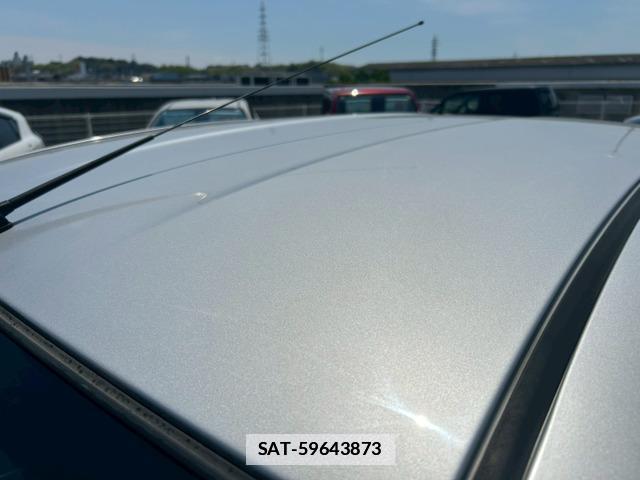Nissan LATIO 2015-06 7805388-15