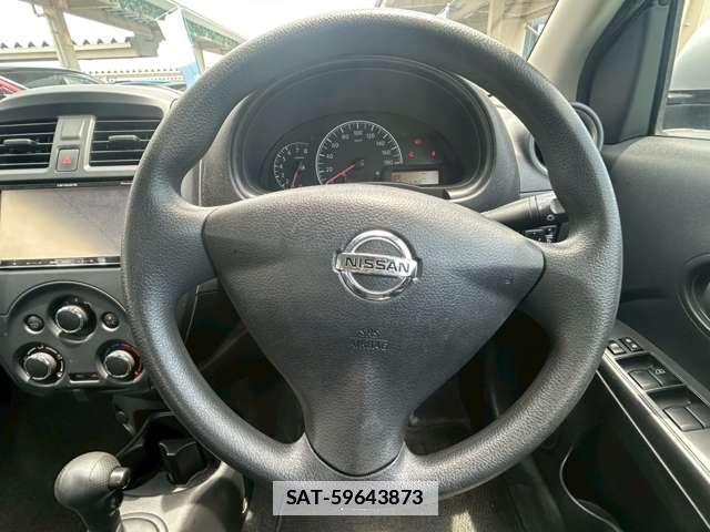 Nissan LATIO 2015-06 7805388-5