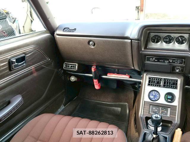 Nissan LAUREL 1976-04 7803861-8