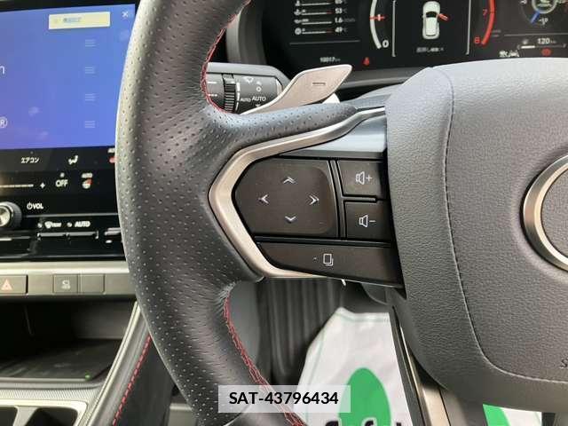 Lexus LBX 2024-12 7793675-12