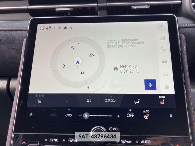 Lexus LBX 2024-12 7793675-6
