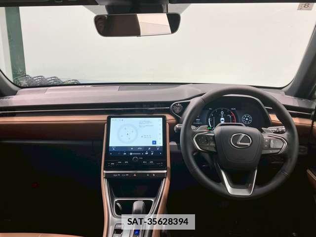 Lexus LBX 2024-08 7795714-2