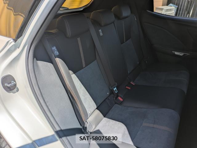 Lexus LBX 2024-02 7798701-14