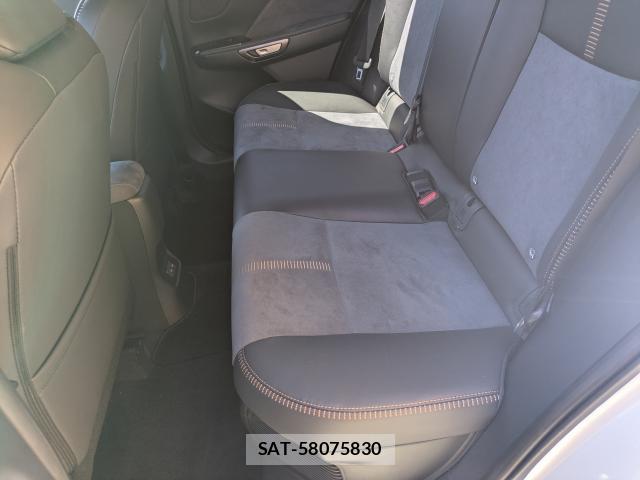 Lexus LBX 2024-02 7798701-17