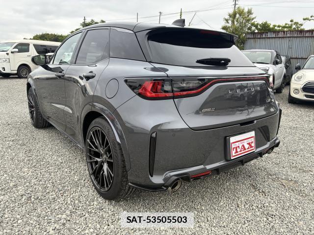 Lexus LBX 2025-04 7803205-11