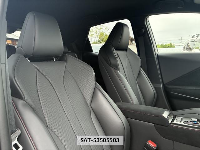 Lexus LBX 2025-04 7803205-16