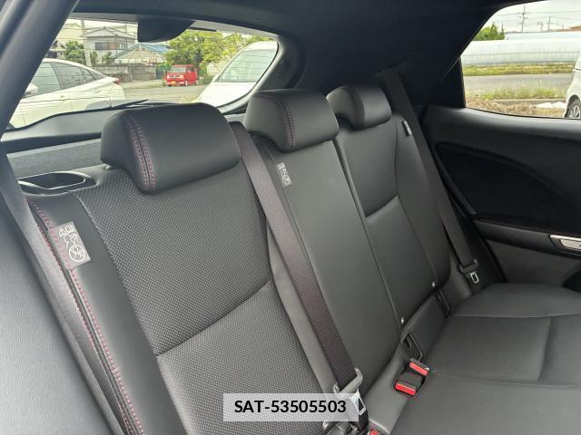 Lexus LBX 2025-04 7803205-17