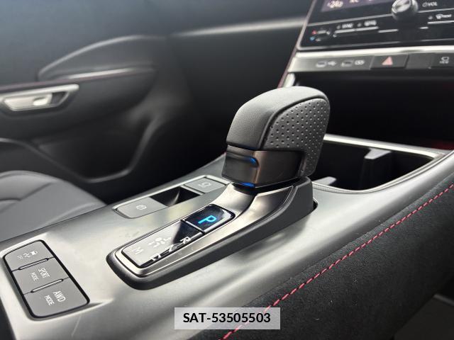 Lexus LBX 2025-04 7803205-19