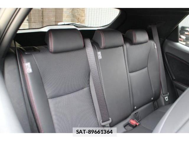 Lexus LBX 2025-04 7810677-6