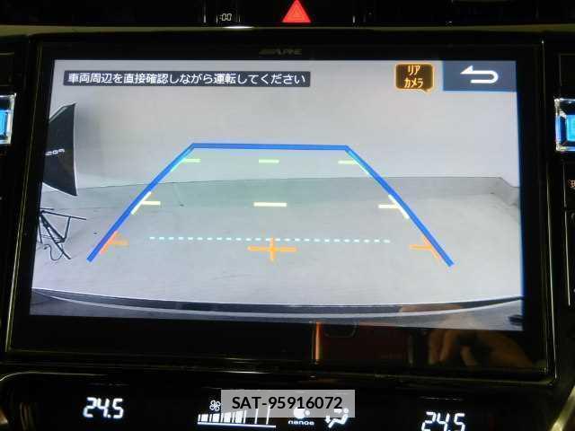Lexus LBX 2024-09 7810885-3