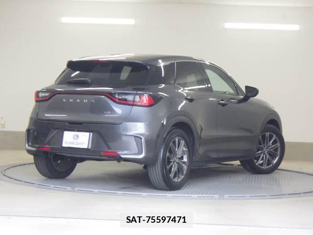 Lexus LBX 2024-12 7810905-1