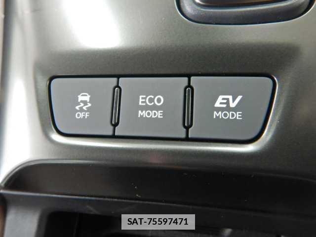 Lexus LBX 2024-12 7810905-5