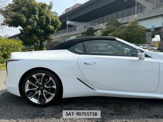 Lexus LC 2021-07 7794386-5