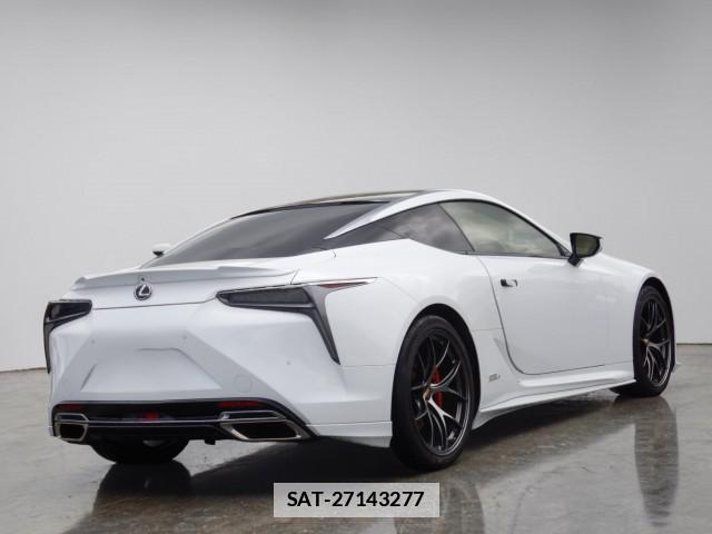 Lexus LC 2017-09 7800885-1