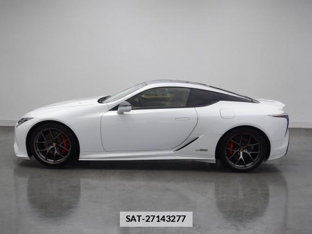 Lexus LC 2017-09 7800885-10