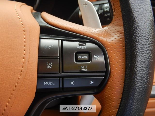 Lexus LC 2017-09 7800885-15