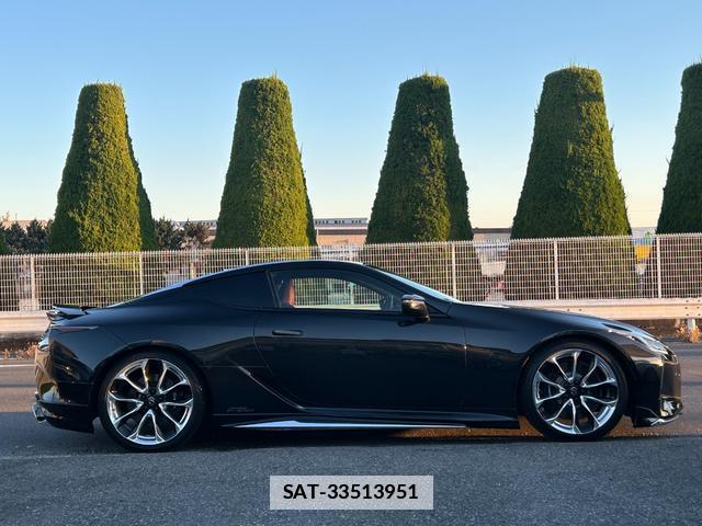 Lexus LC 2017-10 7803910-11
