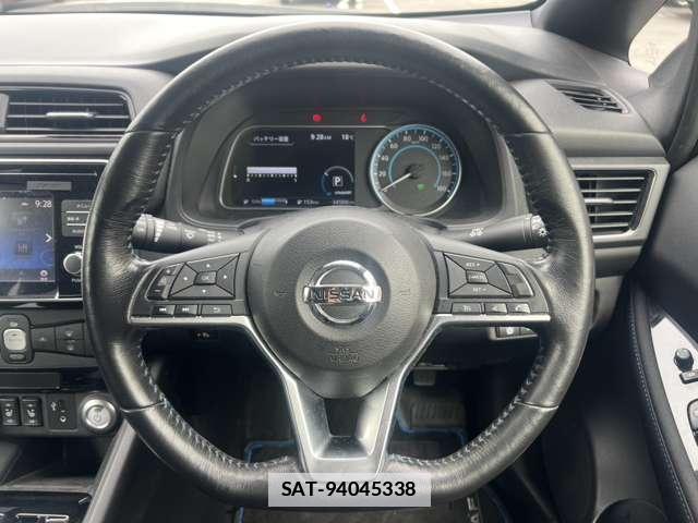 Nissan LEAF 2017-11 7793760-1