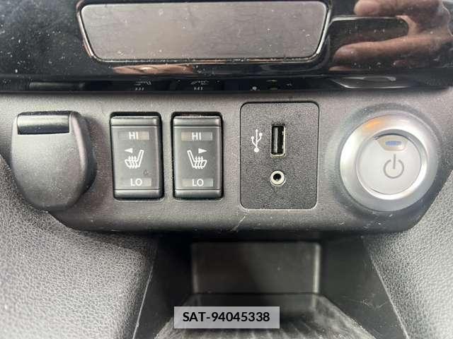 Nissan LEAF 2017-11 7793760-15