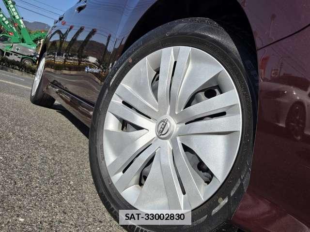 Nissan LEAF 2021-09 7795635-17