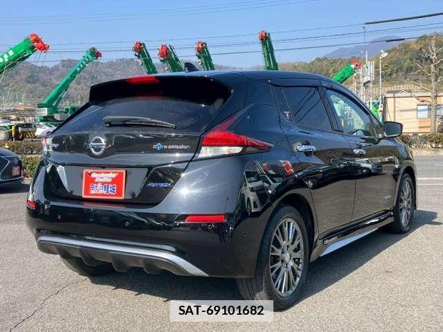 Nissan LEAF 2020-03 7795928-1