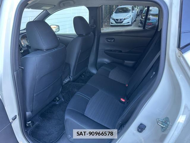 Nissan LEAF 2022-01 7800043-14