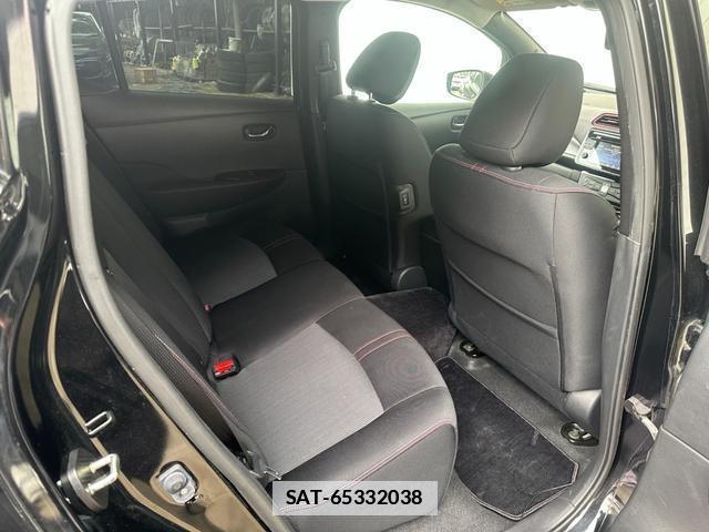 Nissan LEAF 2019-01 7800049-12
