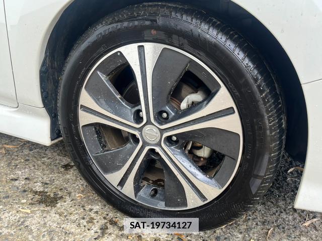 Nissan LEAF 2018-06 7800079-8