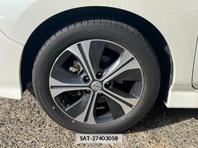 Nissan LEAF 2018-03 7800087-14