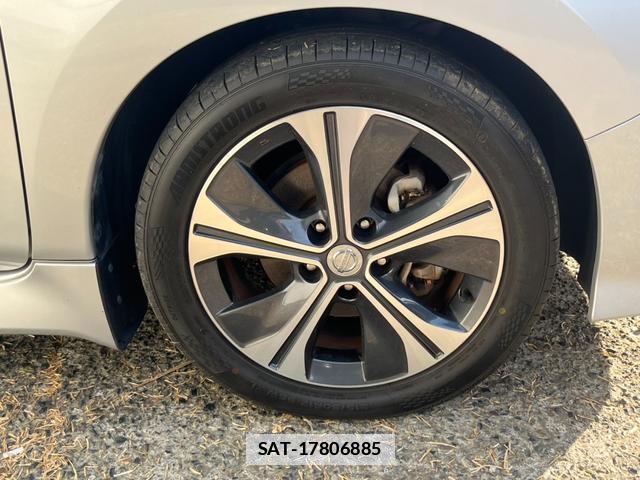 Nissan LEAF 2018-01 7800088-14