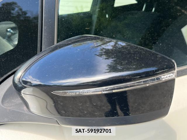 Nissan LEAF 2019-08 7800090-19