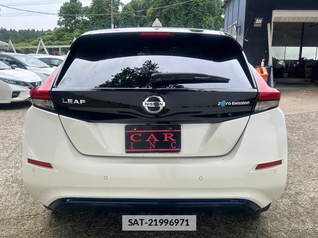 Nissan LEAF 2018-02 7800095-5
